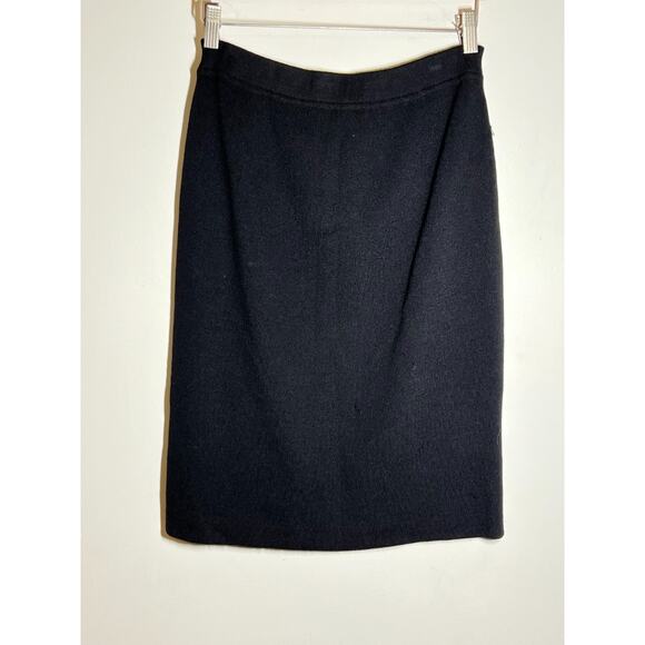 St. John Basics EUC Black Classic Knee Length Pencil Knit Skirt Size 4 - Picture 1 of 6